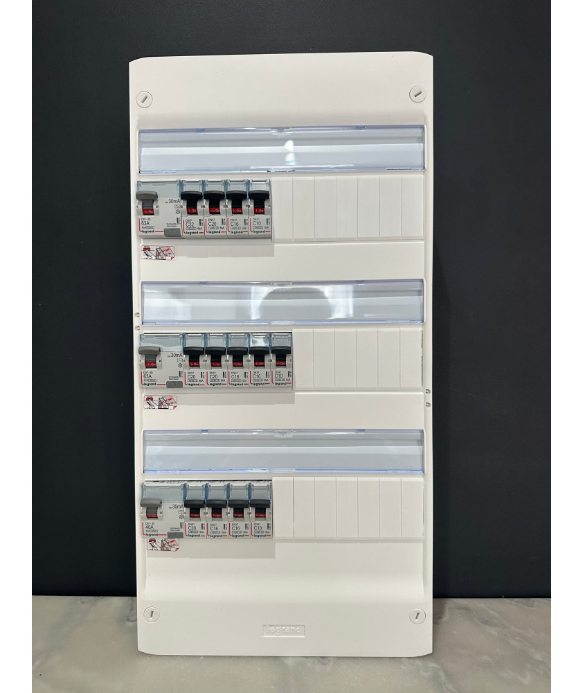 Tableau électrique 3 rangée assemblé par Elec discount avec composant Legrand : 2ID631ID40
