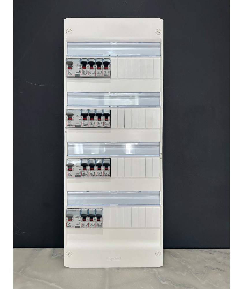 Tableau électrique 4 rangée assemblé par Elec discount avec composant Legrand : 4ID40